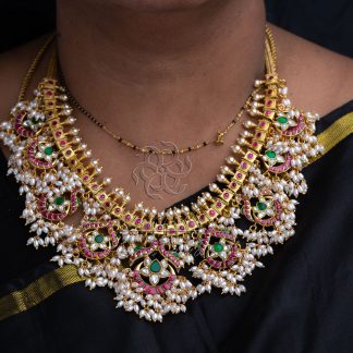 Guttapusalu with chandbali pendant